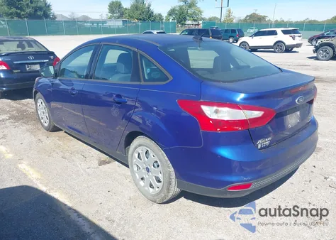 2012 Ford Focus Se из США, поврежденный, VIN 1FAHP3F20CL447767